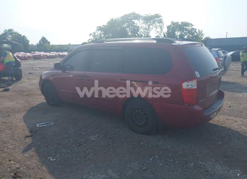 Photo 3 of 2010 Kia Sedona LX (VIN KNDMG4C36A6334221)