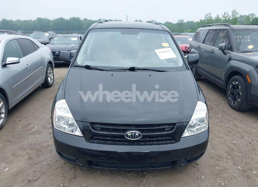 Photo 13 of 2010 Kia Sedona LX (VIN KNDMG4C38A6328436)