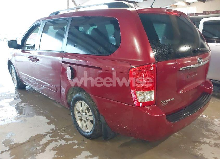 Photo 3 of 2012 Kia Sedona LX (VIN KNDMG4C71C6429498)