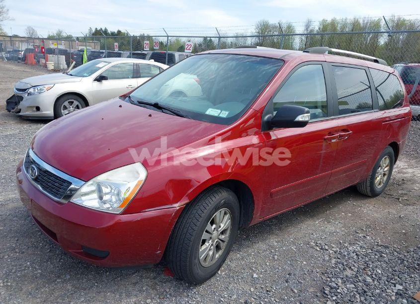 Photo 2 of 2012 Kia Sedona LX (VIN KNDMG4C71C6493153)