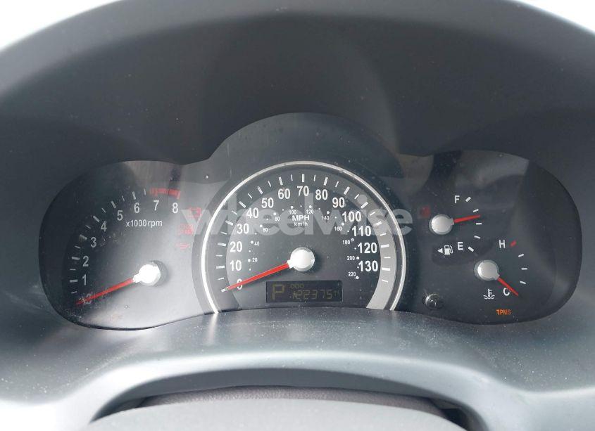 Photo 7 of 2012 Kia Sedona LX (VIN KNDMG4C71C6493153)