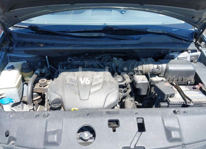 Photo 10 of 2011 Kia Sedona LX (VIN KNDMG4C73B6363759)