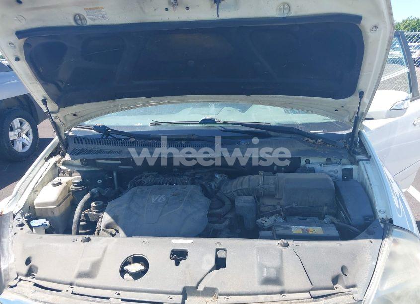 Photo 10 of 2011 Kia Sedona LX (VIN KNDMG4C74B6399055)