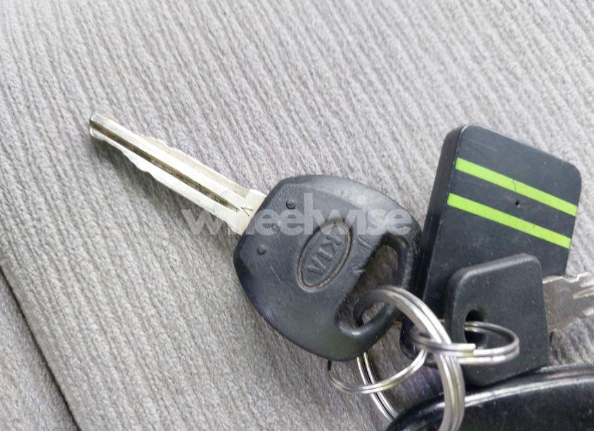 Photo 11 of 2012 Kia Sedona LX (VIN KNDMG4C76C6453523)