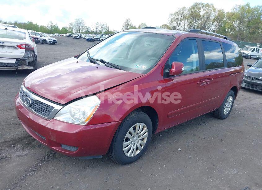 Photo 2 of 2012 Kia Sedona LX (VIN KNDMG4C76C6453523)