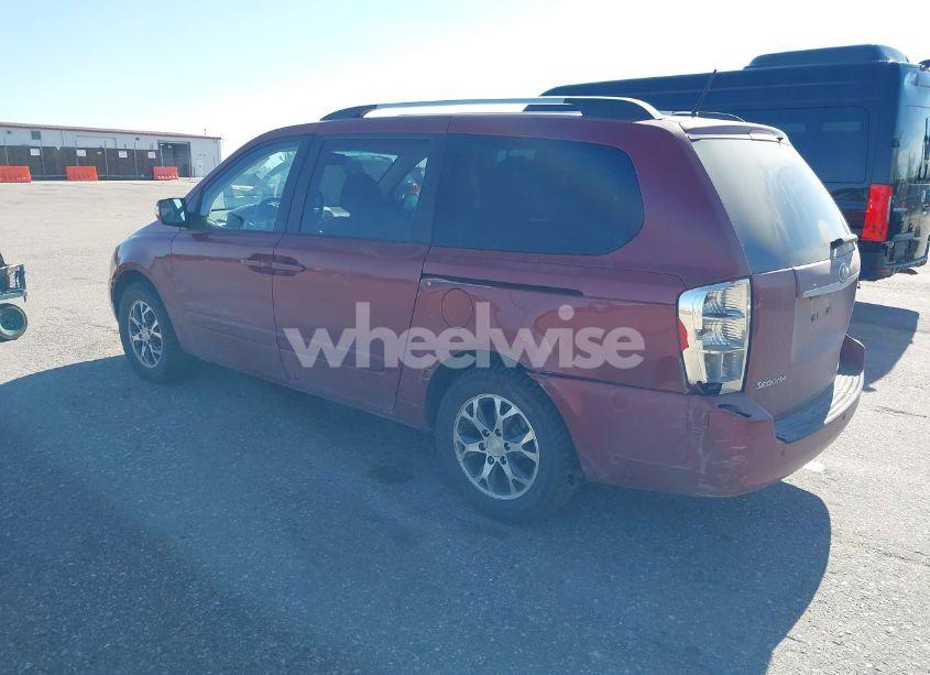 Photo 3 of 2014 Kia Sedona LX (VIN KNDMG4C76E6572482)