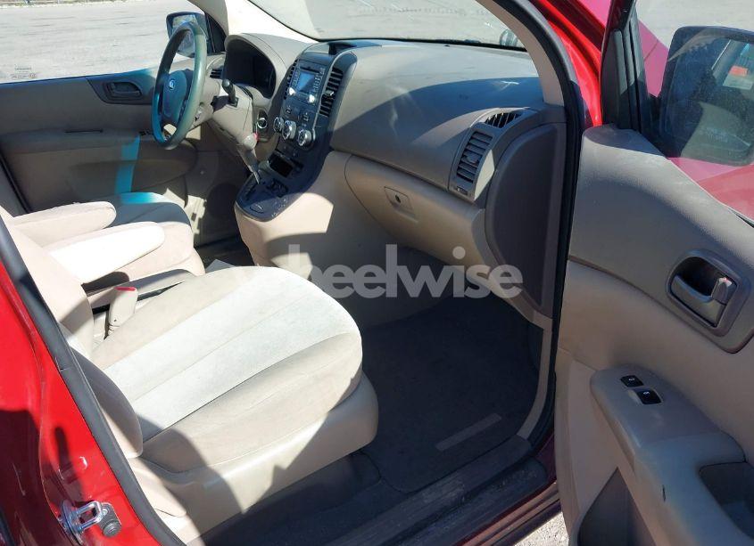 Photo 5 of 2014 Kia Sedona LX (VIN KNDMG4C76E6572482)