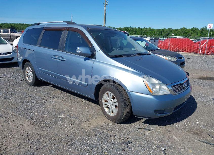 2012 Kia Sedona LX (VIN KNDMG4C77C6424290) main photo