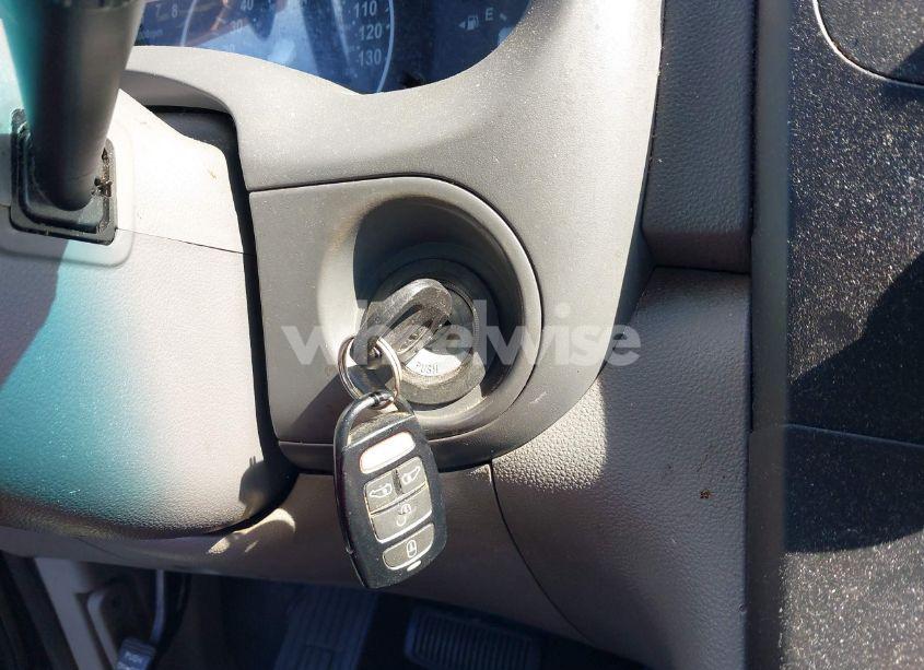 Photo 11 of 2012 Kia Sedona LX (VIN KNDMG4C77C6424290)