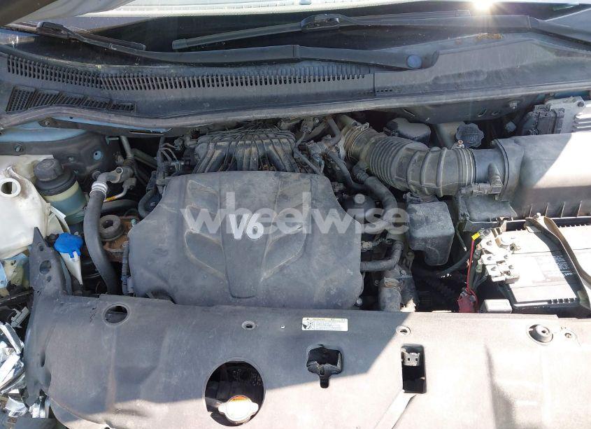 Photo 10 of 2012 Kia Sedona LX (VIN KNDMG4C77C6434107)
