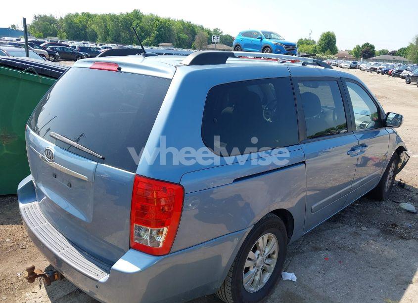 Photo 4 of 2012 Kia Sedona LX (VIN KNDMG4C77C6434107)