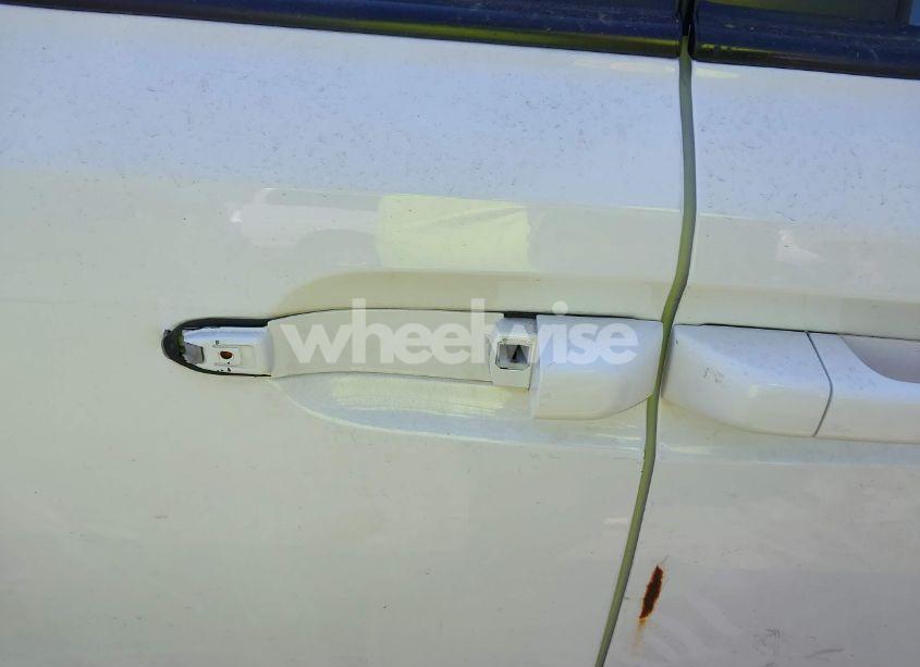 Photo 12 of 2012 Kia Sedona LX (VIN KNDMG4C79C6447098)