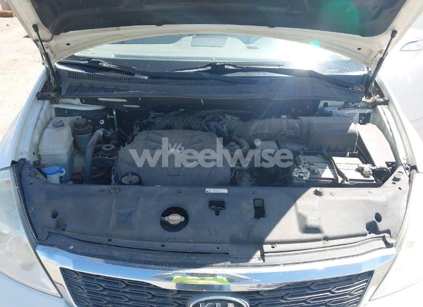 Photo 10 of 2012 Kia Sedona LX (VIN KNDMG4C7XC6459602)