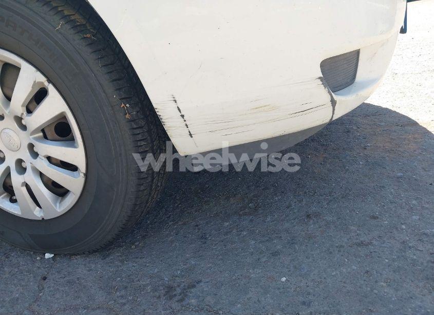 Photo 13 of 2012 Kia Sedona LX (VIN KNDMG4C7XC6459602)