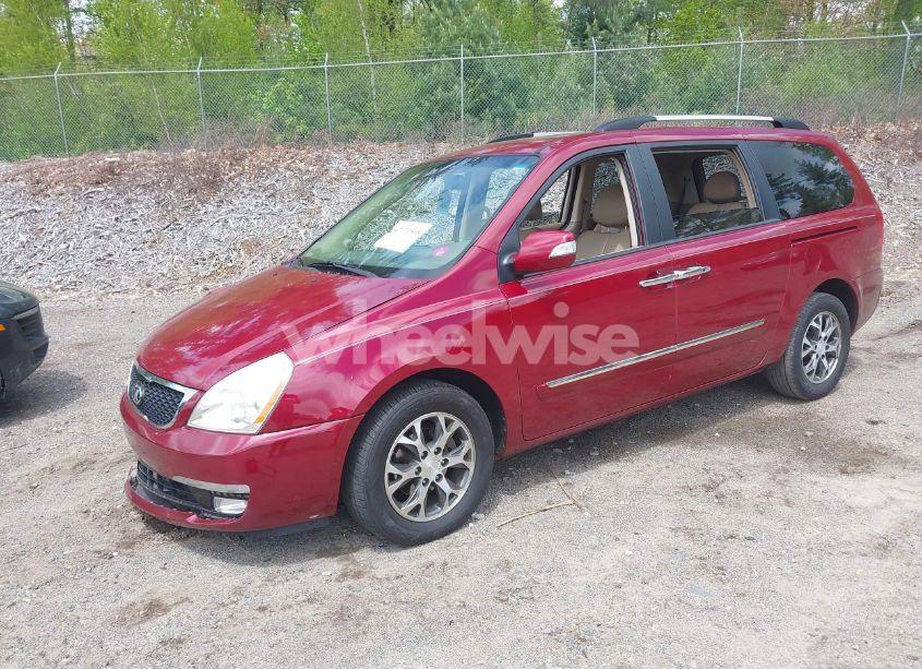 Photo 2 of 2014 Kia Sedona EX (VIN KNDMH4C73E6578253)