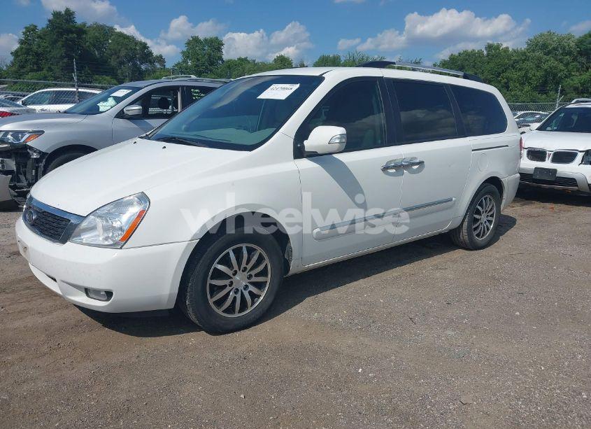 Photo 2 of 2012 Kia Sedona EX (VIN KNDMH4C75C6497509)