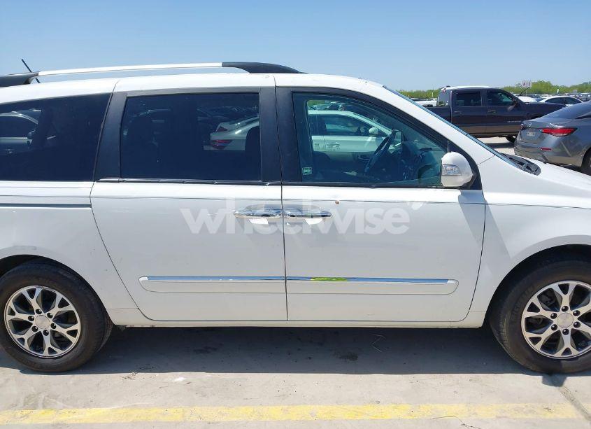 Photo 13 of 2014 Kia Sedona EX (VIN KNDMH4C76E6554982)