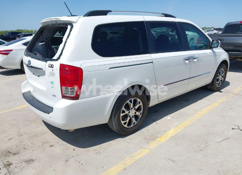 Photo 4 of 2014 Kia Sedona EX (VIN KNDMH4C76E6554982)