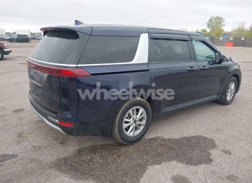 Photo 4 of 2024 Kia Carnival MPV LX SEAT PACKAGE (VIN KNDNB4H30R6329183)