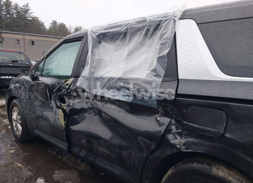 Photo 17 of 2024 Kia Carnival MPV LX SEAT PACKAGE (VIN KNDNB4H31R6306513)