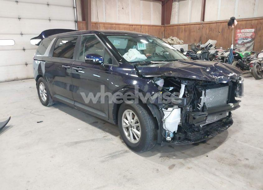 2024 Kia Carnival MPV LX SEAT PACKAGE (VIN KNDNB4H31R6397993) main photo