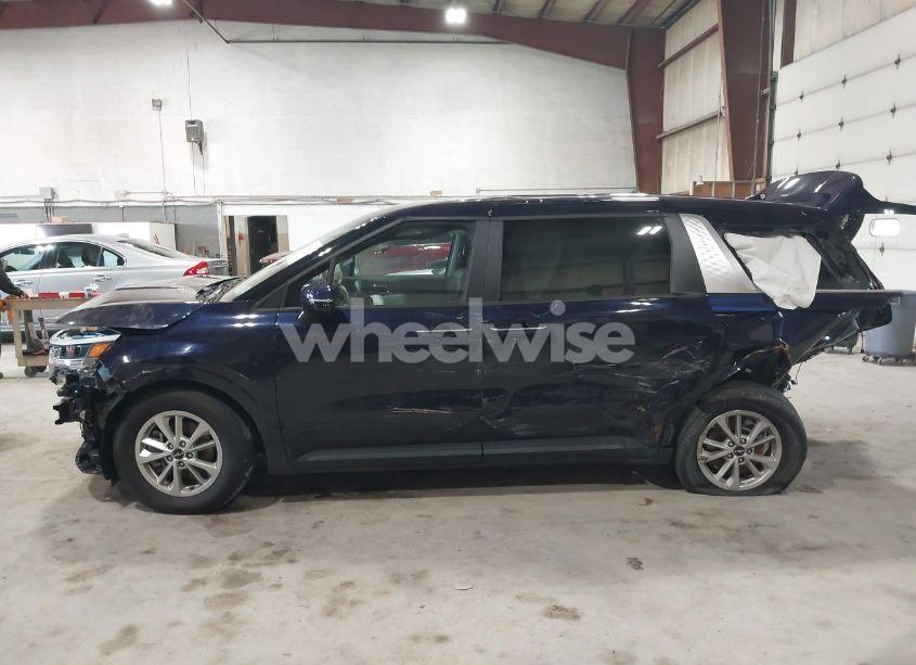 Photo 14 of 2024 Kia Carnival MPV LX SEAT PACKAGE (VIN KNDNB4H31R6397993)