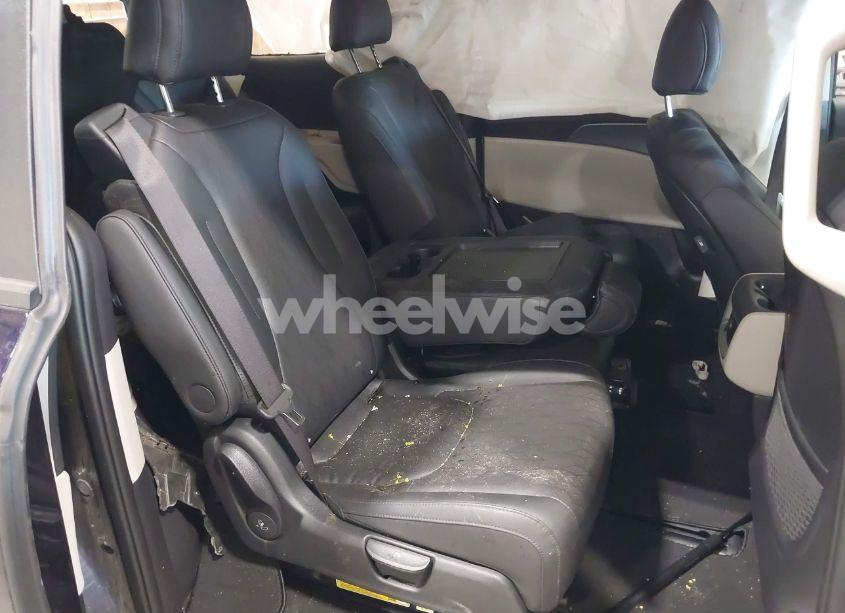 Photo 8 of 2024 Kia Carnival MPV LX SEAT PACKAGE (VIN KNDNB4H31R6397993)