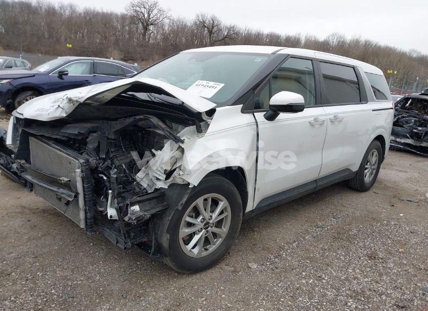 Photo 2 of 2024 Kia Carnival MPV LX SEAT PACKAGE (VIN KNDNB4H32R6327807)