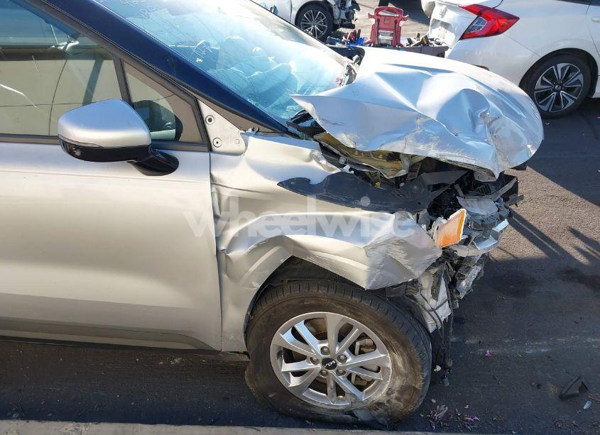 Photo 12 of 2022 Kia Carnival MPV LX SEAT PACKAGE (VIN KNDNB4H33N6127691)