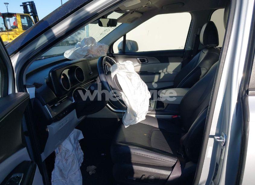 Photo 5 of 2022 Kia Carnival MPV LX SEAT PACKAGE (VIN KNDNB4H33N6127691)