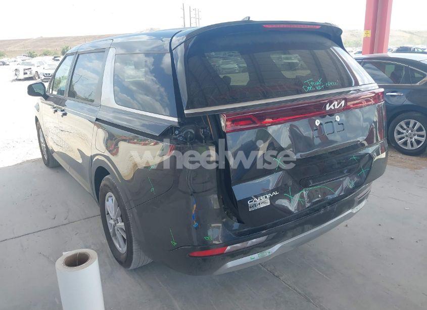 Photo 3 of 2024 Kia Carnival MPV LX SEAT PACKAGE (VIN KNDNB4H36R6442183)