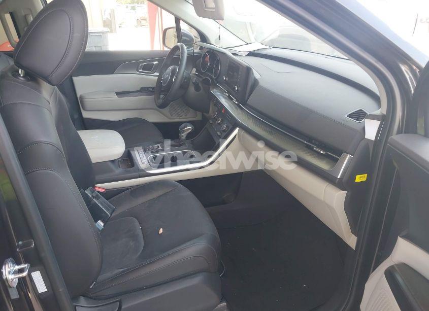 Photo 5 of 2024 Kia Carnival MPV LX SEAT PACKAGE (VIN KNDNB4H36R6442183)