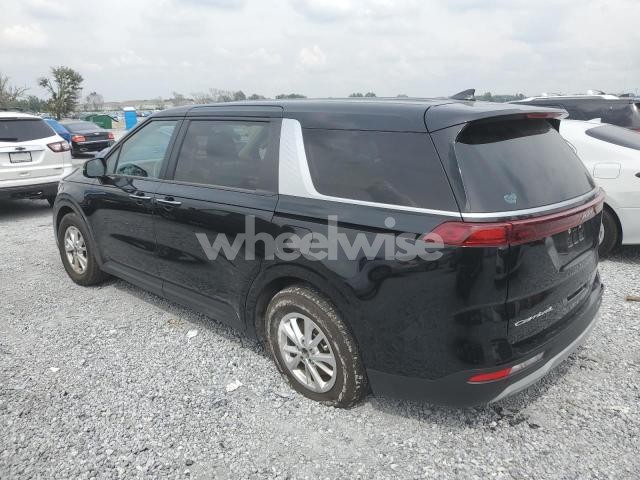 Photo 2 of 2022 KIA CARNIVAL LX (VIN KNDNB4H38N6059145)