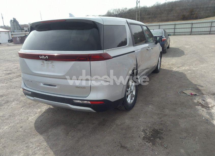 Photo 4 of 2022 Kia Carnival MPV LX (VIN KNDNB4H38N6067651)