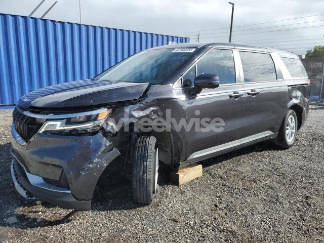Photo 10 of 2024 KIA CARNIVAL LX (VIN KNDNB4H38R6392919)