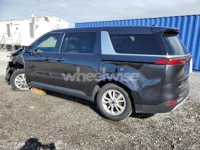 Photo 5 of 2024 KIA CARNIVAL LX (VIN KNDNB4H38R6392919)