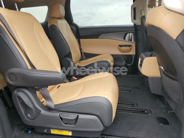 Photo 10 of 2022 KIA CARNIVAL LX (VIN KNDNB4H39N6058277)