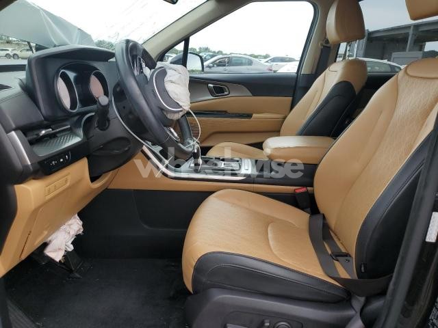 Photo 5 of 2022 KIA CARNIVAL LX (VIN KNDNB4H39N6058277)