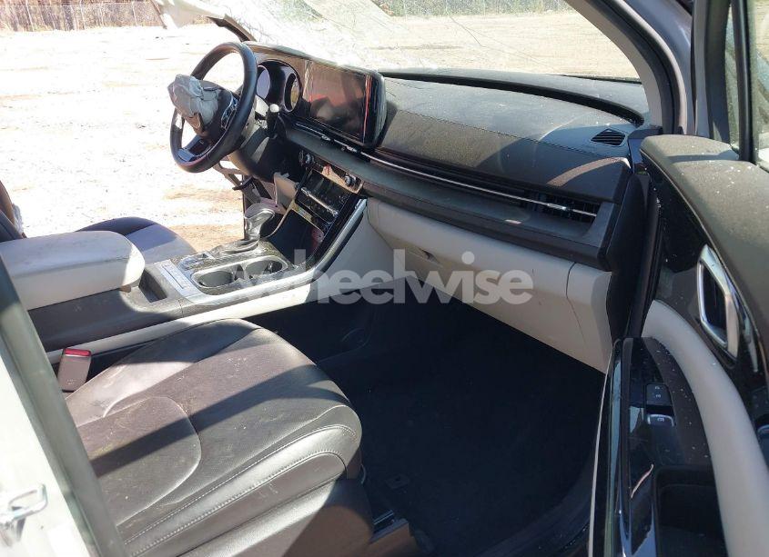 Photo 5 of 2022 Kia Carnival MPV EX (VIN KNDNC5H30N6147030)