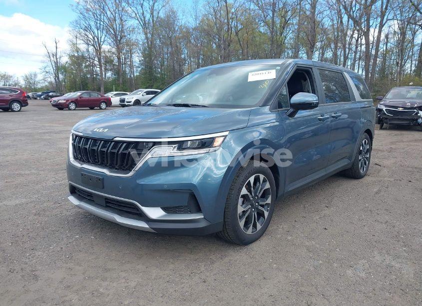 Photo 2 of 2024 Kia Carnival MPV EX (VIN KNDNC5H33R6449398)