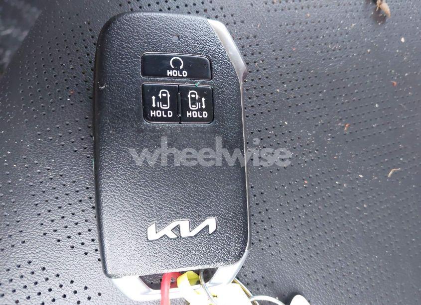 Photo 11 of 2023 Kia Carnival MPV EX (VIN KNDNC5H35P6191978)