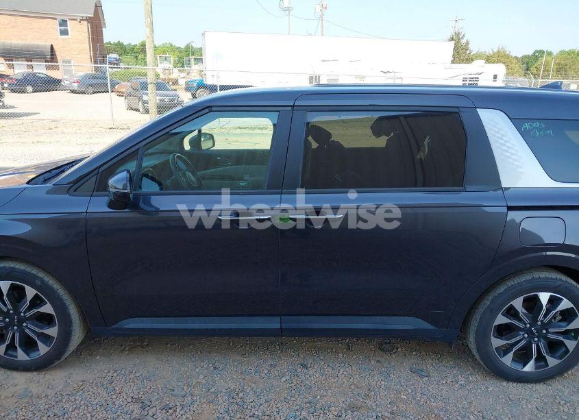 Photo 15 of 2023 Kia Carnival MPV EX (VIN KNDNC5H35P6191978)