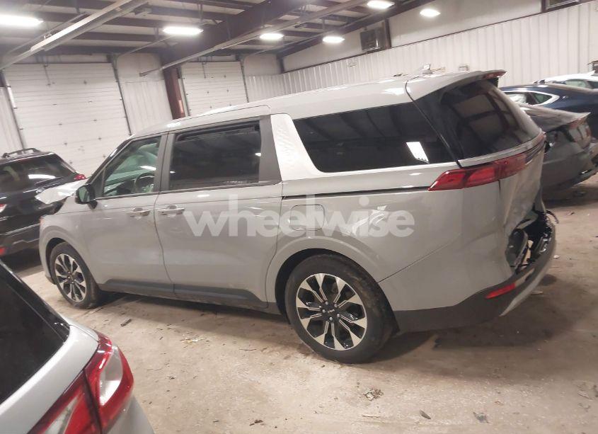 Photo 14 of 2024 Kia Carnival MPV EX (VIN KNDNC5H3XR6352652)