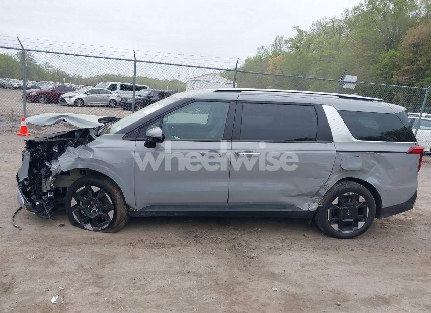 Photo 14 of 2025 Kia Carnival MPV EX (VIN KNDNC5K33S6476292)