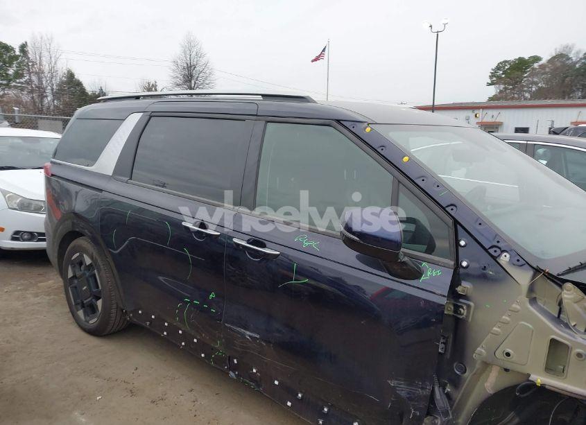 Photo 14 of 2025 Kia Carnival MPV EX (VIN KNDNC5K39S6452353)