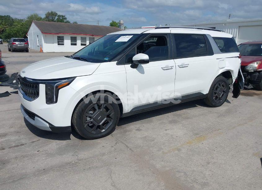 Photo 2 of 2025 Kia Carnival MPV HYBRID EX (VIN KNDNC5KA7S6051947)