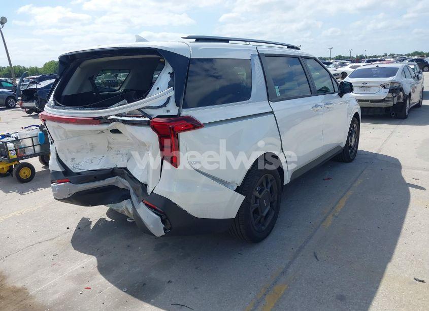 Photo 4 of 2025 Kia Carnival MPV HYBRID EX (VIN KNDNC5KA7S6051947)