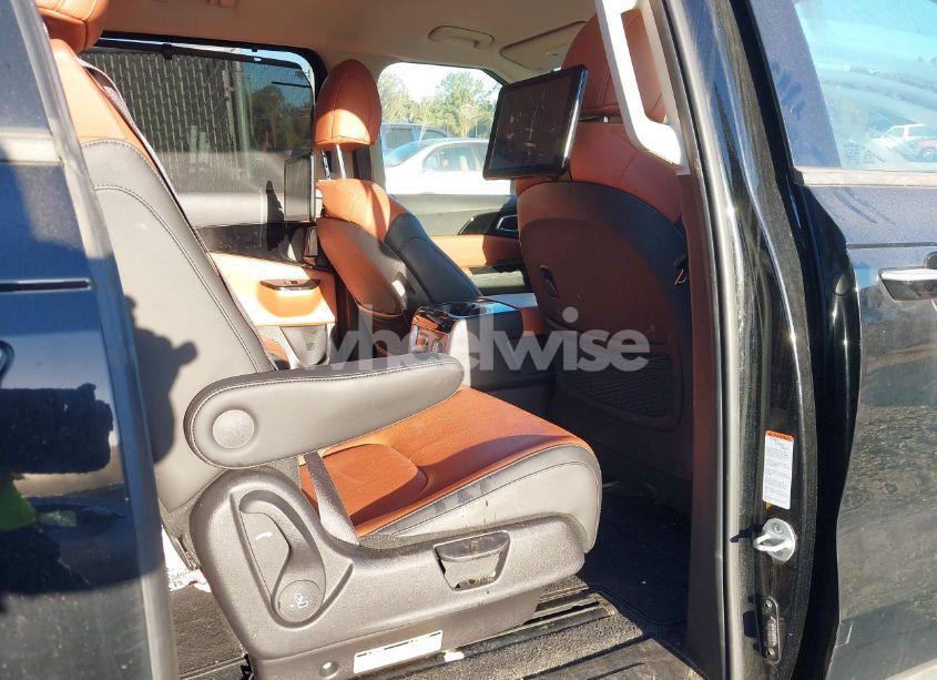 Photo 8 of 2022 Kia Carnival MPV SX (VIN KNDNE5H30N6116595)