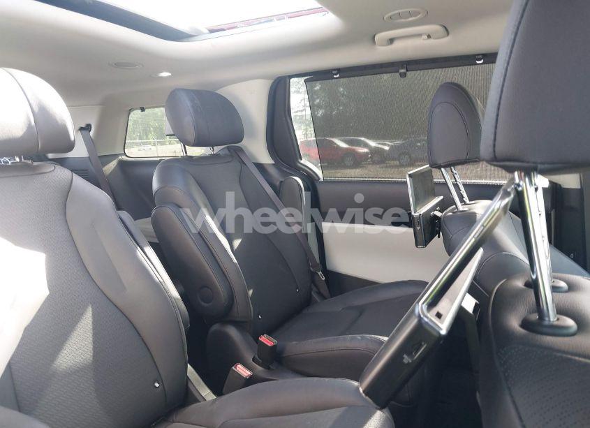 Photo 8 of 2023 Kia Carnival MPV SX PRESTIGE (VIN KNDNE5H33P6265456)