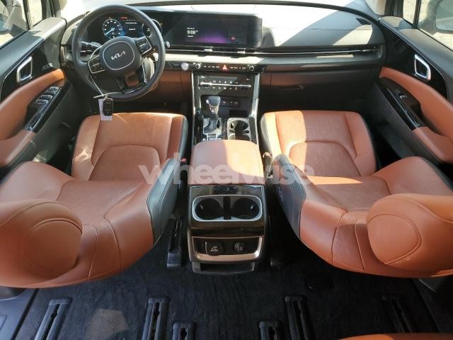 Photo 3 of 2024 KIA CARNIVAL SX (VIN KNDNE5H37R6386493)